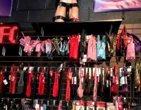 Romantic Depot Bronx Bondage 18 Romantic Depot Bronx Bondage 18