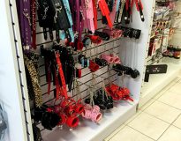 Romantic Depot Elmsford Bondage 3