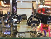 Romantic Depot Elmsford Bondage 9